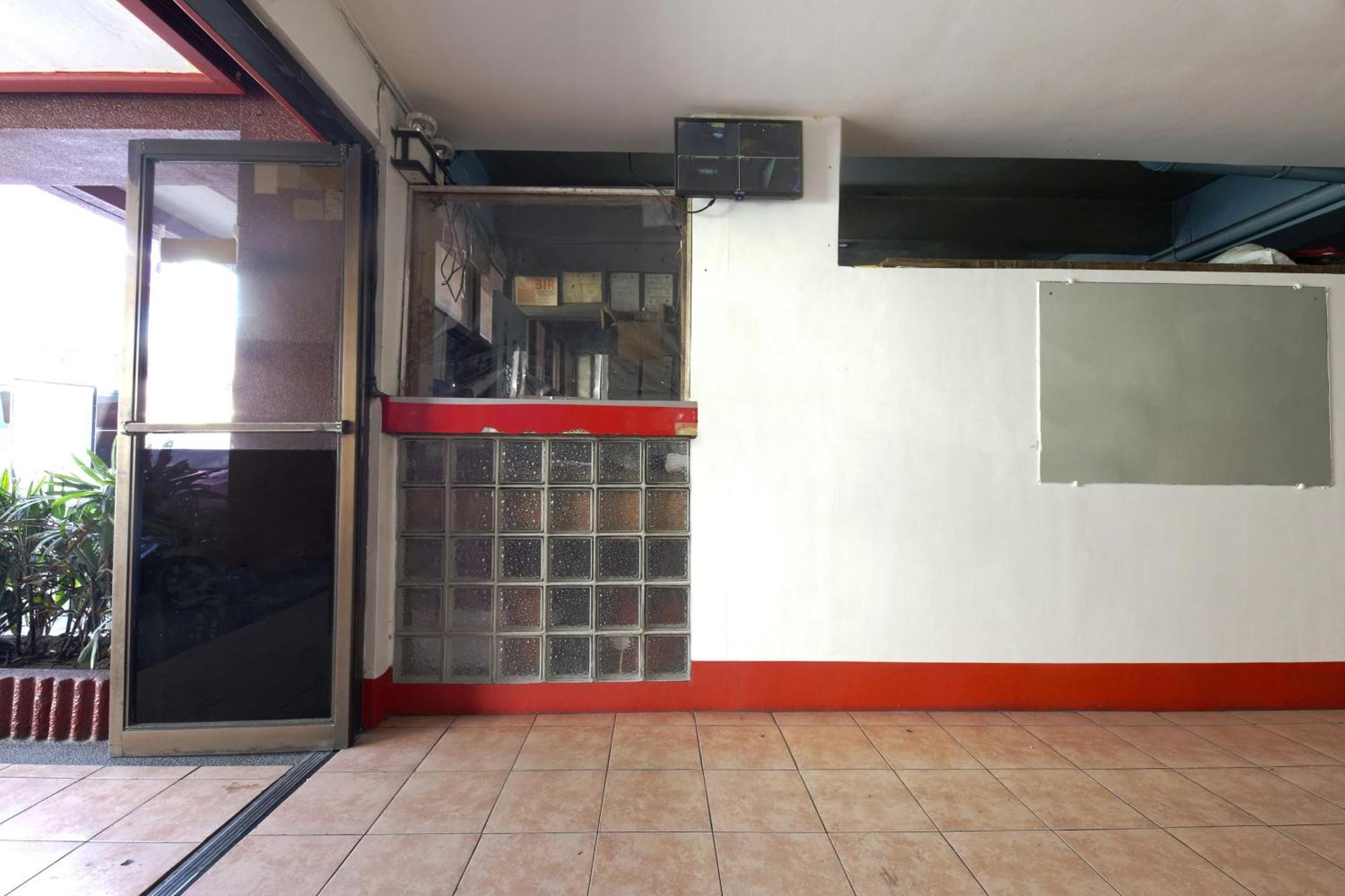 Busline Apartelle Quezon City Exterior photo