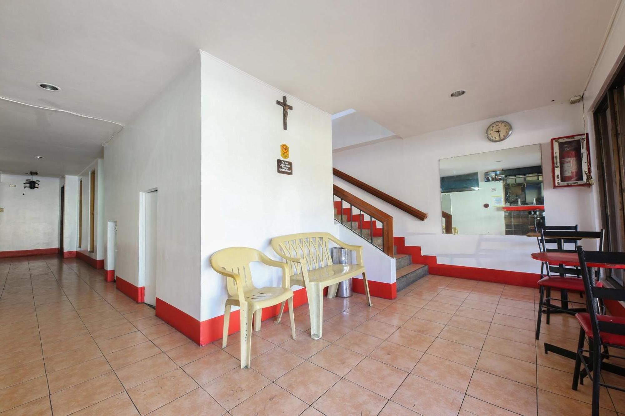 Busline Apartelle Quezon City Exterior photo